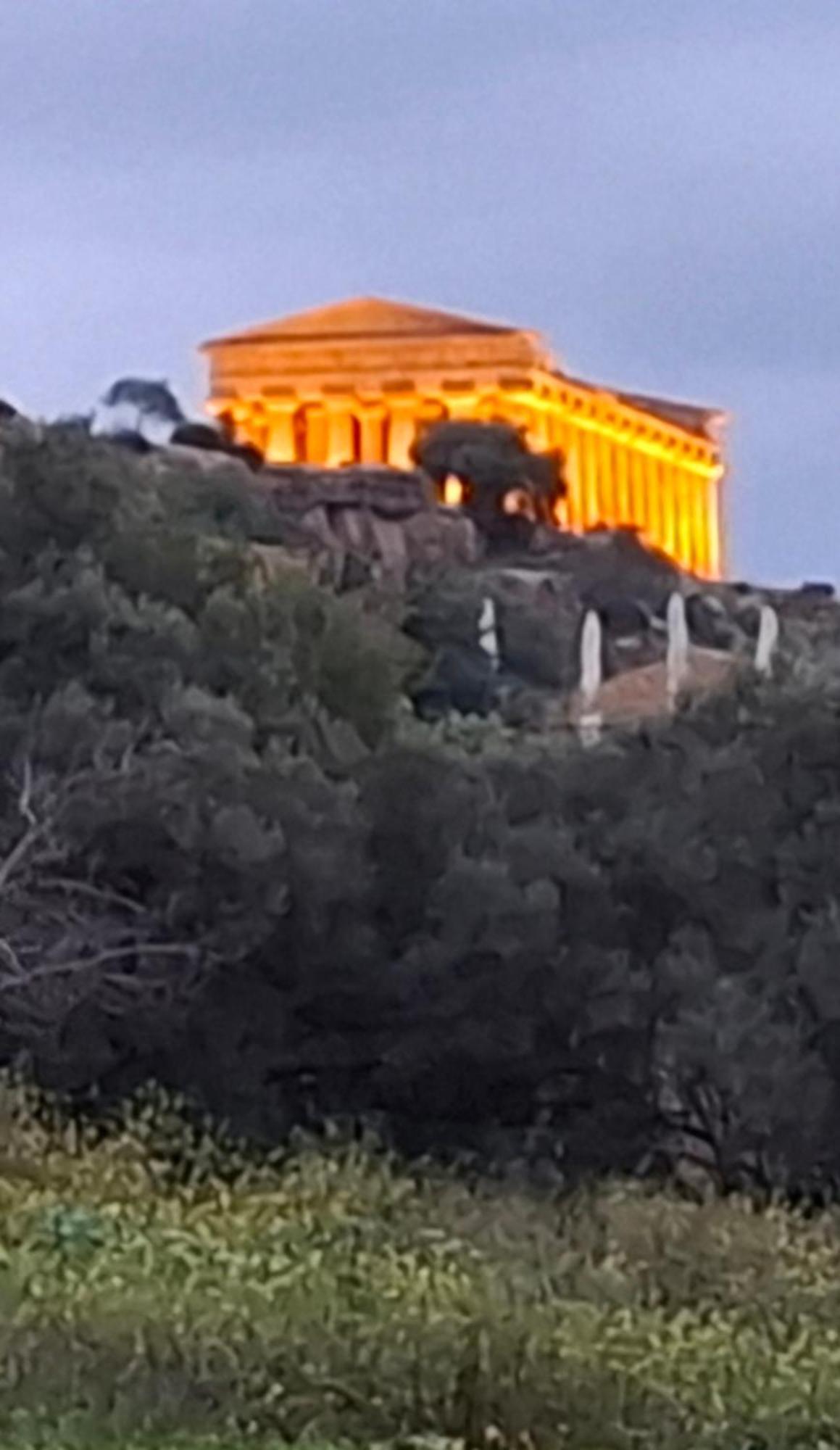 B&B Le Lumie "Il Cortiletto Del Centro" Agrigento Dış mekan fotoğraf
